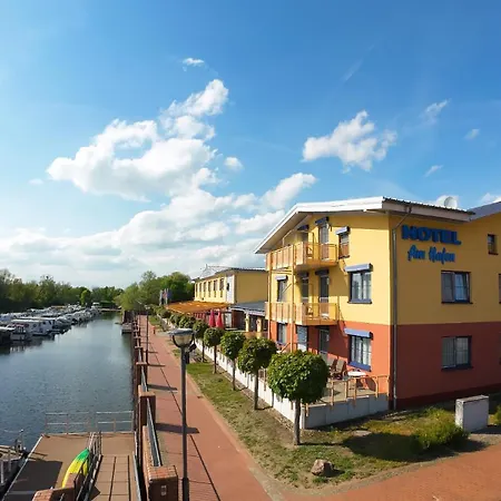 Am Hafen Hotell 3*