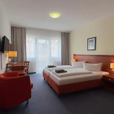 Hotel Am Hafen 3*