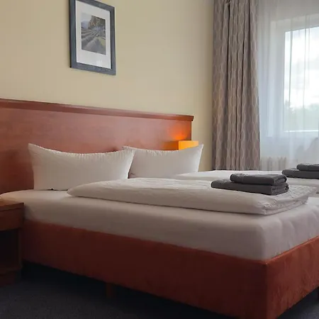 Hotel Am Hafen 3*