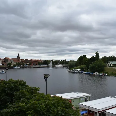 Отель Am Hafen Хафельберг